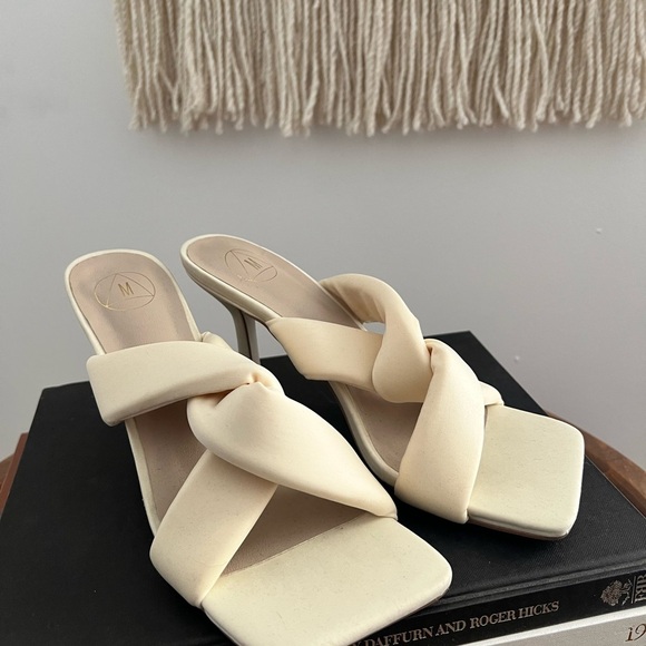 Misguided Slip On Cream Women's Heels - Picture 1 of 9